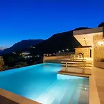 Ble By Whitedream Villa