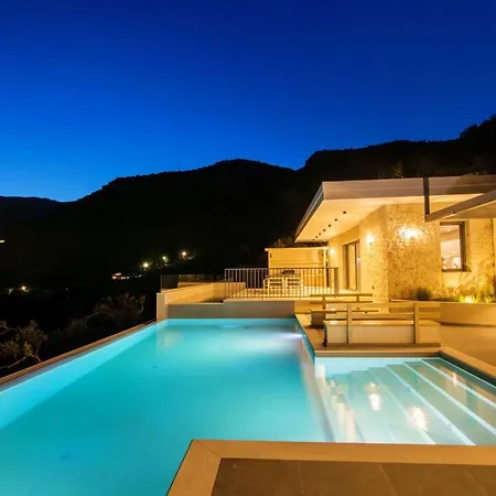 Ble By Whitedream فيلة Katávolos